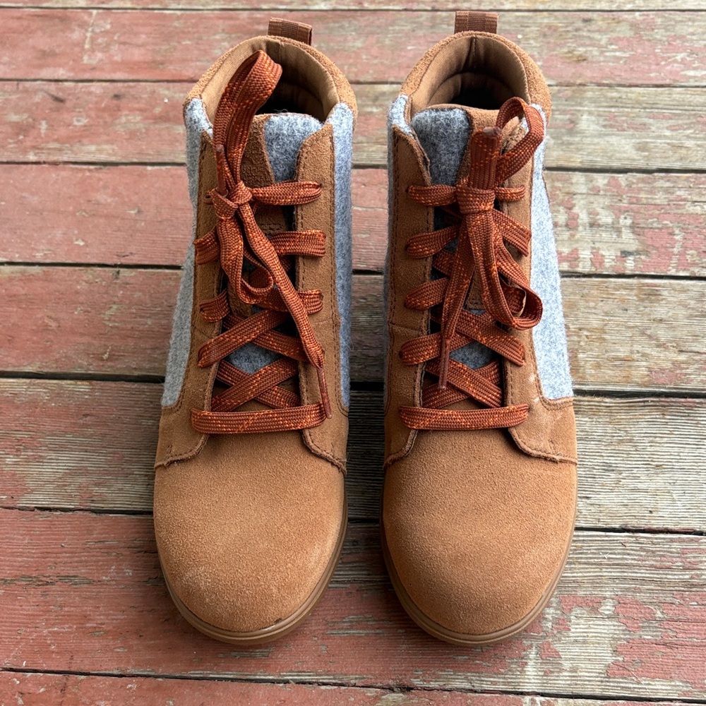 Sorel Evie Ankle Lace Wedge Boots - Picture 2 of 8